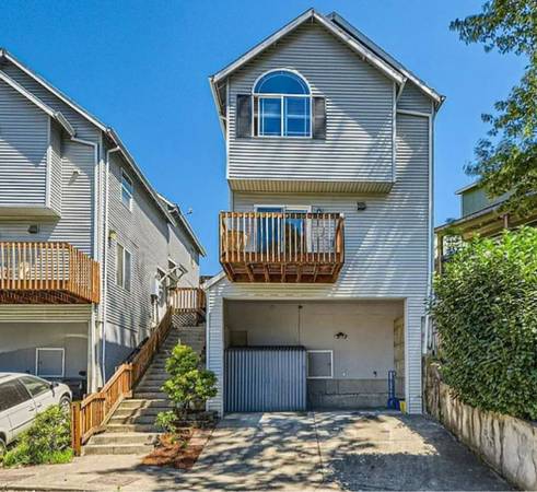 $1650.00 / 2br - 784ft2 - 2-Story, Light-Filled 2-Bed Duplex, In-Unit W/D, Quiet, Vaulted Ceilin63999315497475121