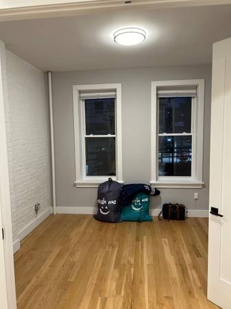 $1,910 / 2br - Room available in 2BR on Bushwick/Ridgewood border - $1900 - L/M at My (Bushwick)63854194023041124