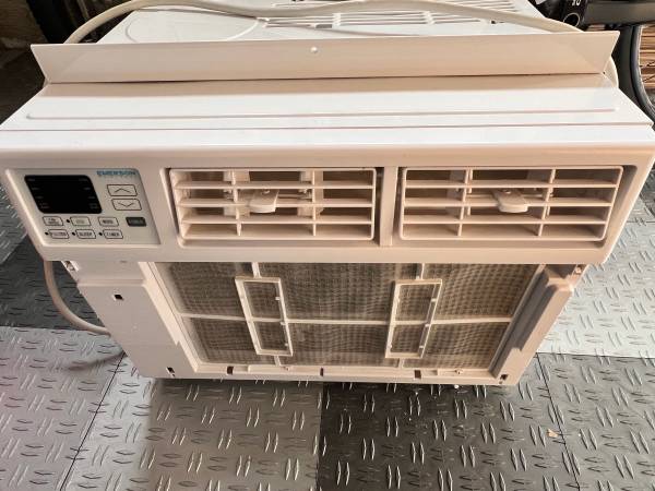 Emerson Window AC 1