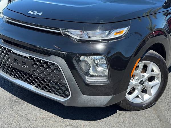 2022 Kia Soul 858-279-6862 SKU:26575 Kia Soul 858-279-6862 Hatchback - $13,699 (San Diego Auto Finders)63440391793665122