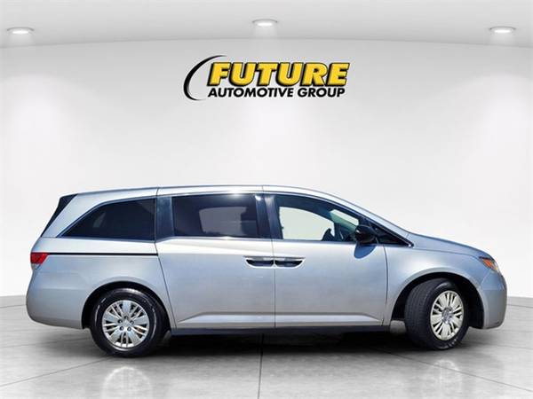 2015 Honda Odyssey LX - $13,997 (916-993-5353)63470420535939122