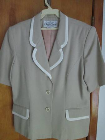 Oleg Cassini Women's 2 Piece Suit 1