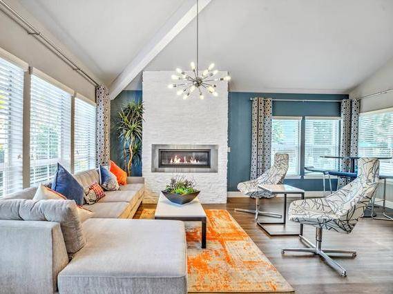 $2,261 / 3br - 1141ft2 - Dog Park, A Must See, Ceiling Fans, 1, 2 & 3 BR Avail (4415 5th Street Renton, WA 98059)63786708196993122