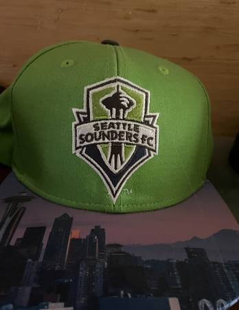 Seattle Sounders hat . 1