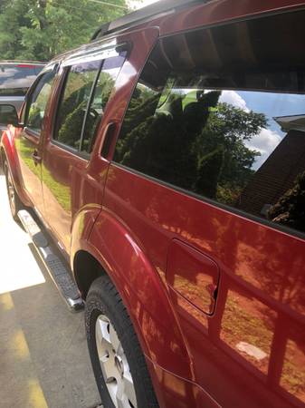 Nissan Pathfinder y Armada! - $4,500 (Charlotte)63617419088771122