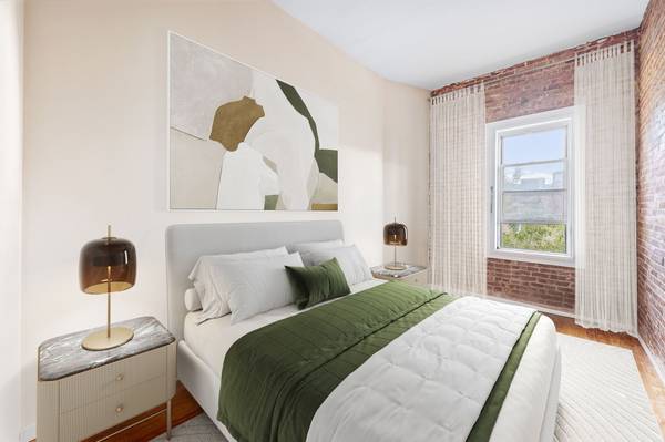 $1,719,000 / 7br - 4300ft2 - Corner Solid Brick Mixed-Use 2 Family + Store in Prime Bushwick! (Bushwick)63788808299651124