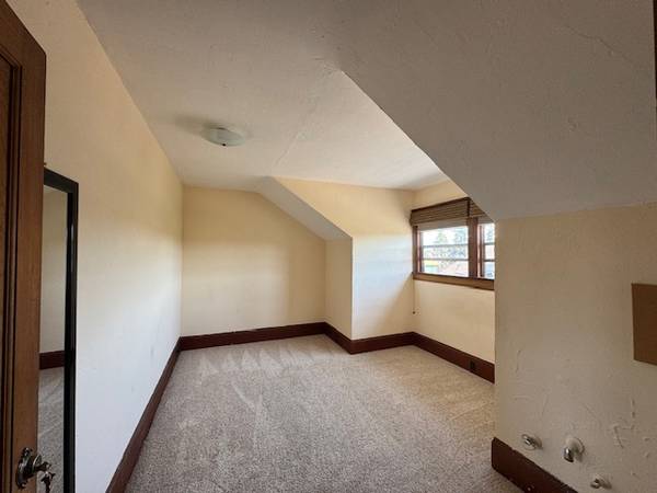 $1,300 / 1br - 140ft2 - El Corazón de Petaluma (petaluma)63657761150083120