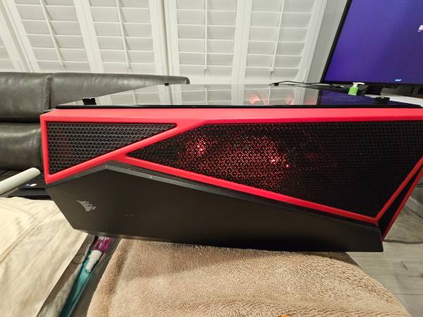 PC personalizado para juegos – Ryzen 5 / RTX 2060 / 32 GB de RAM / SSD de 2 TB - $300 (whittier)63471348967427121