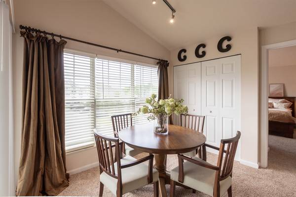 $1,890 / 2br - 1016ft2 - More Than a Place to Live! (Loveland)63974331128834122
