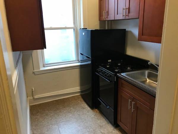 $2,645 / 2br - NO FEE> Brighton 2 bed w/ Heat HW included. Cat ok. Avail NOW (Brighton)63810040120707121