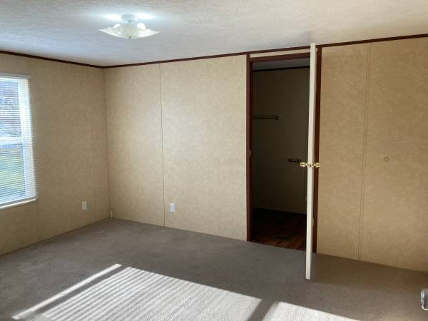$866 / 3br - 924ft2 - Vida campestre @ Stonecrest Manor! (Marion, Indiana)63989520490627123