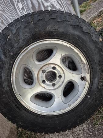 16 " ford explore mag wheel 1