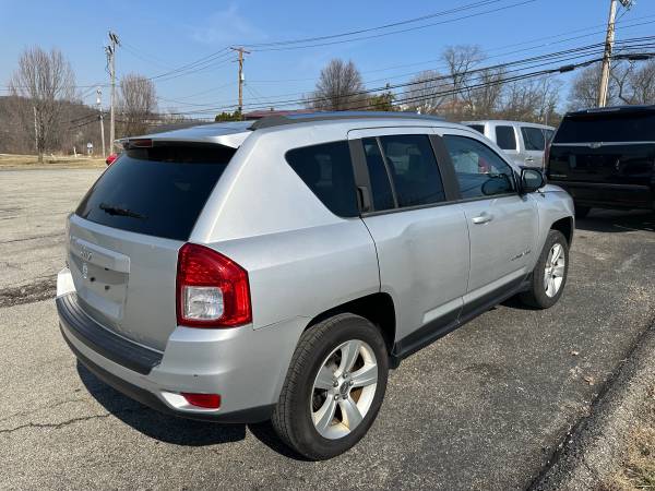 2013 Jeep Compass 4X4 LOW MILES - $9,000 (Canonsburg)63625214310785123