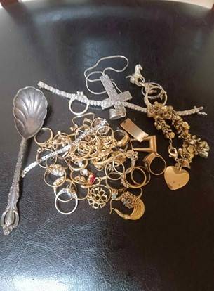 Gold and silver buyer 1