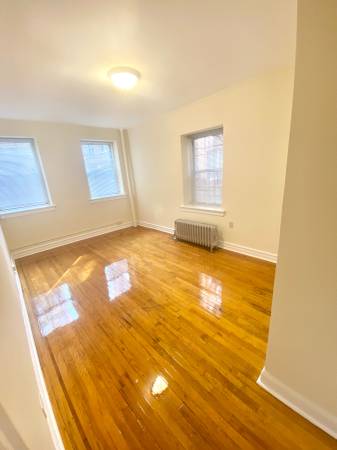 $2,300 / 2br - 1800ft2 - 2 Habitaciones a 1/2 cuadra del Metro-North ! (Woodlawn)63854193303169123