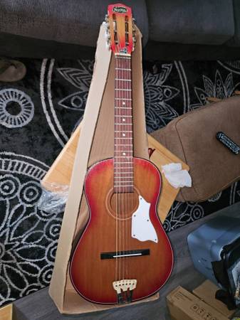 Norma acoustic guitar new without original package reduced price 1