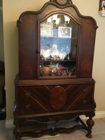 Antique Cabinet/MUST GO ! 1