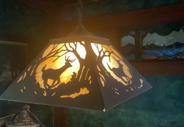 Hanging Deer Lamp 1