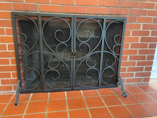 Fireplace screen 1