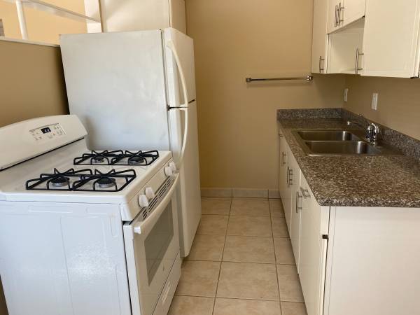 $1,595 / 1br - 650ft2 - Fantástico, limpio, 1 habitación, espacioso, estacionamiento -1867 (concord / pleasant hill / martinez)63695840059651123