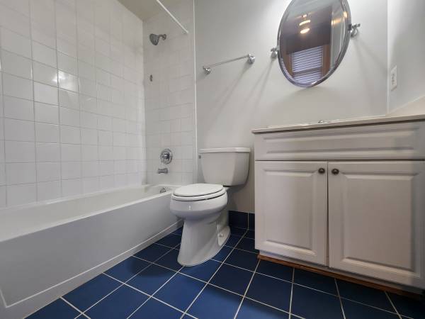 $1.395 / 1 habitación - HABITACIÓN PRIVADA AMPLIA EN CASA GRANDE EN BAILEY'S CROSSROAD CERCA DE DC (Falls Church)63511844626177123