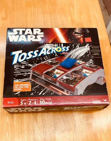 STAR WARS Toss Across Tic-Tac-Toe Game 1