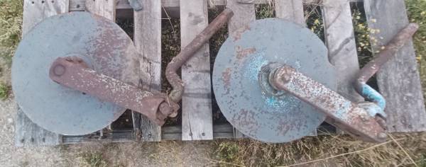 Allis Chalmers Plow Coulters 1