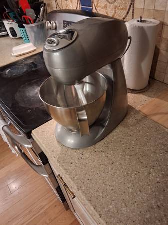5 quart mixer $80 1