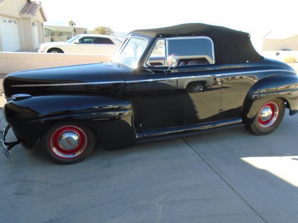 1941 Ford Super Deluxe descapotable - $45,000 (LHC)63470416532867126