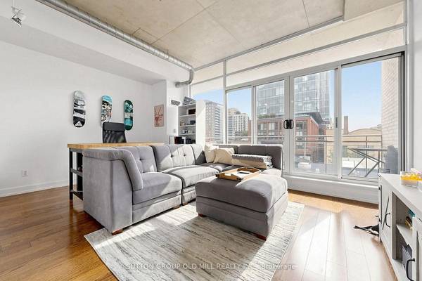 KING WEST SPACIOUS 1 BED LOFT BOUTIQUE STYLE 2
