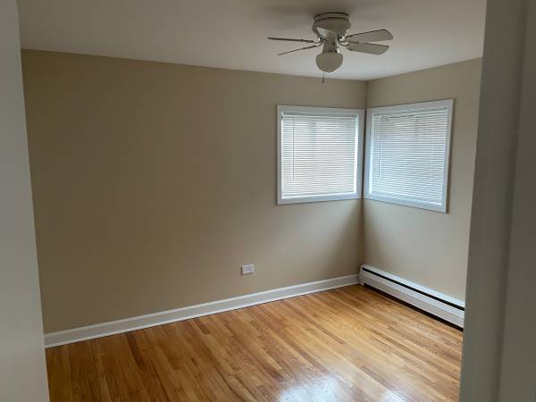 $1,700 / 2br - 950ft2 - 2 Bedroom 1 Bath Apartment for Rent (Wheaton)63960149273731123