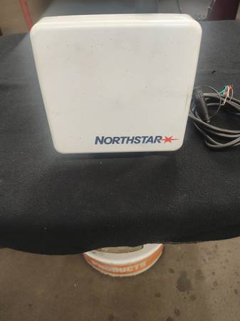 Northstar explorer 550 chart plotter GPS built in antenna 1