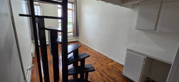 $645 / 400ft2 - Cedar Riverside STUDIO Apt in MPLS 421-17 (Minneapolis)63666897775105122