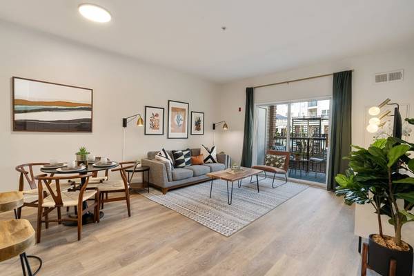 $3,981 / 2br - 1147ft2 - Barbeque Grills, Stamford CT, 2/bd (200 Broad St, Stamford, CT)64010332421377122