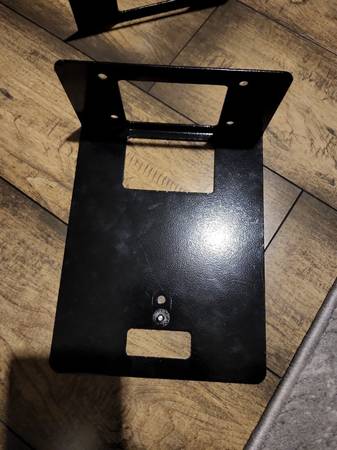 Marshall Electronics CV610-U2 Camera and bracket - $275 (Delray Beach)63469939050371122