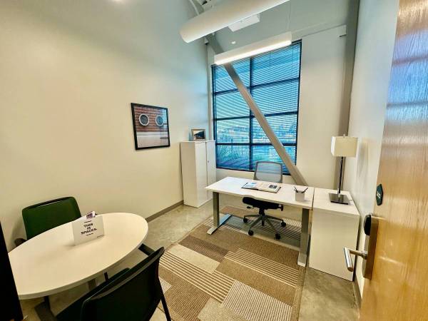 🖥️Cyber Monday Move In At 45% Off! 3-Person Office DT San Mateo🖥️ 1