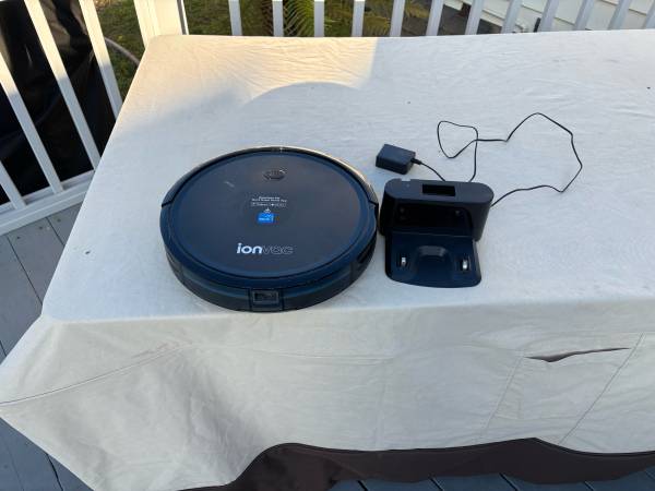 Ion robot vacuum 1