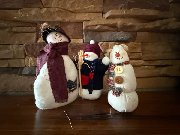 Snowmen Trio 1