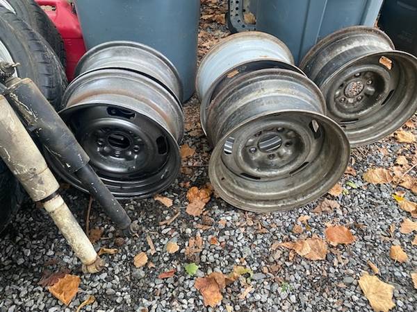 2- 15x7 Chevrolet Rally Wheels 1