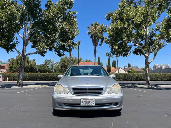 2004 Mercedes-Benz C230 KOMPRESSOR - $2.799 (centro de San José)63470228589953121