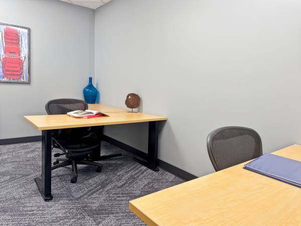 $1,335 Need an Office Downtown Indy? We've Got Options - Call Today!​ (Indianapolis)63165237969539122