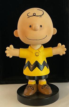 Westland Giftware Charlie Brown bobble head 1