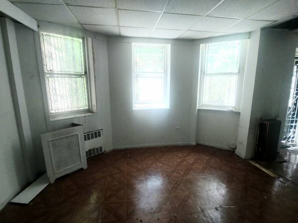 $6,600 / 1000ft2 - Upper East Office- Stunning Location, Medical Use Only (Upper East Side)63854193355905121