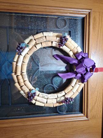 Wine cork wreath 1