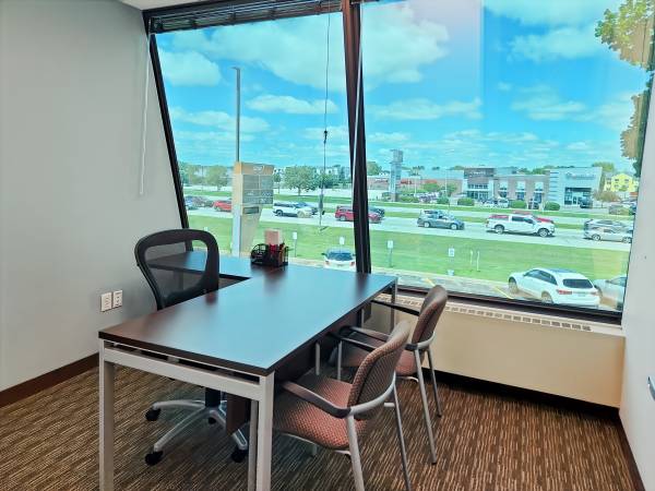 $499 🎙️ Podcasters — Sound-Ready Private Office64163326883459121