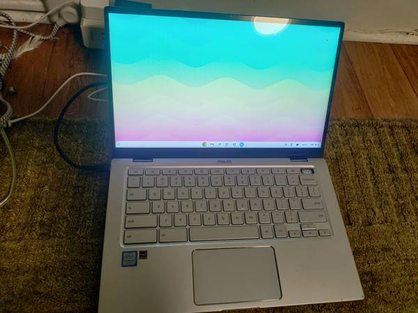 ASUS Chromebook Flip C434 14" Touchscreen Good Condition 1