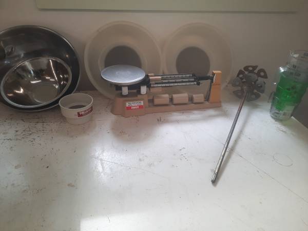 Triple Beam Scale/ Glaze Mixing Kit 1