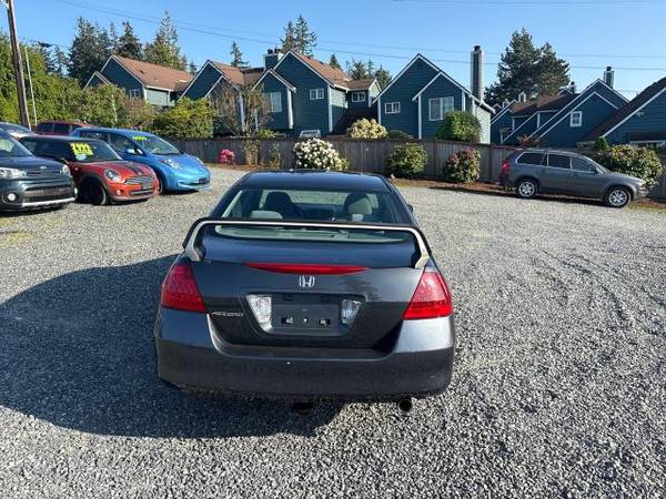 2006 Honda Accord LX SE Sedán - $4,999 (Lynnwood, WA)63441682027395123