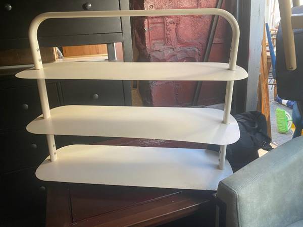 3 Tier Metal Shelf - DELIVERY AVAILABLE 1