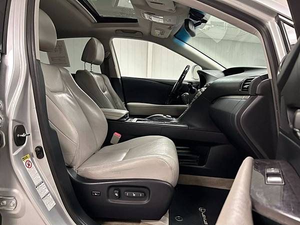 2013 Lexus RX350 Sport Utility 4D - $11995.0063621942296321123